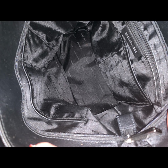 Designer Handbag - Picture 3 of 3